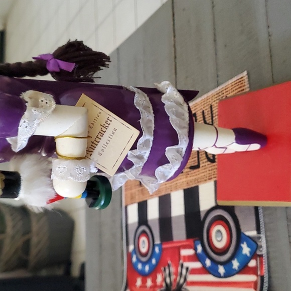 Nutcracker Limited Edition - Picture 5 of 10